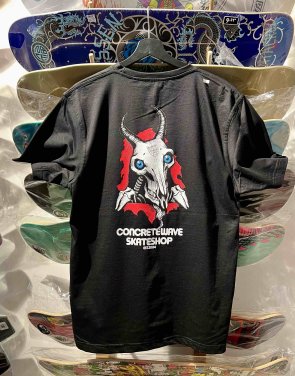 Concretewave Skateshop "Hennesripper" T-Shirt black XXLarge