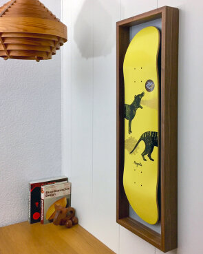 Frameboi Skateboarding deck frame regular pop